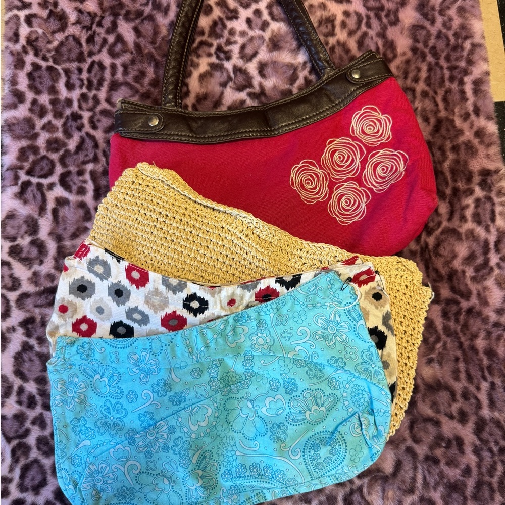 Thirty-One Red and Brown Shoulder Bag with Floral Design